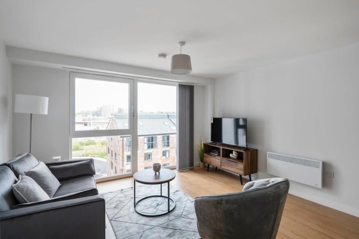 Spacious 1 Bedroom Apartment In A Converted Mill Leeds  Zewnętrze zdjęcie